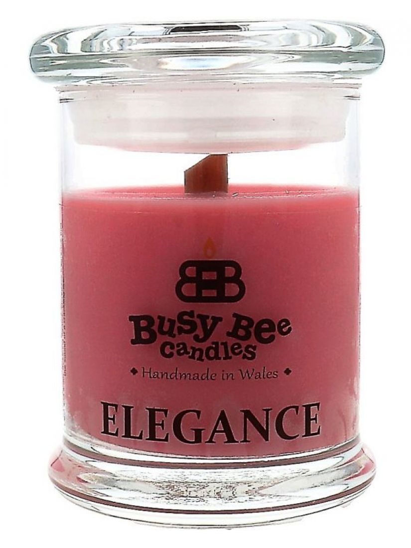 Busy Bee Candles Elegance praskajúca sviečka Šťavnaté brusnice